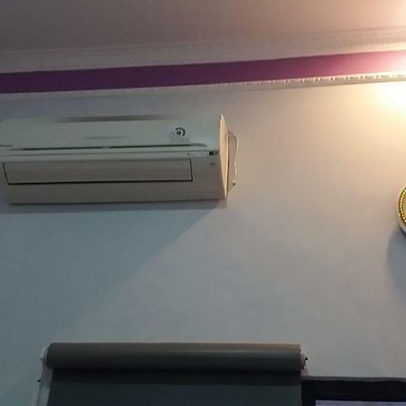Homestay Dan Kost 78 Джепара Экстерьер фото